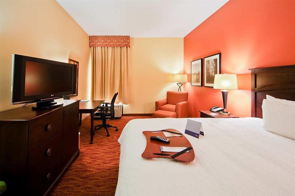Hampton Inn Shreveport/Bossier City Room photo